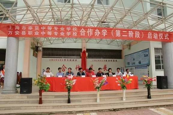 牛气!吉安这4所学校竟然与清华大学一起光荣上榜!有你的母校吗?