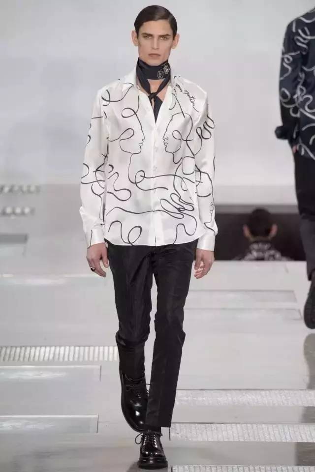 为什么系的领带总是过长,领带太长了怎么办