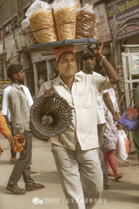 恒河祭祀,恒河夜晚宗教仪式