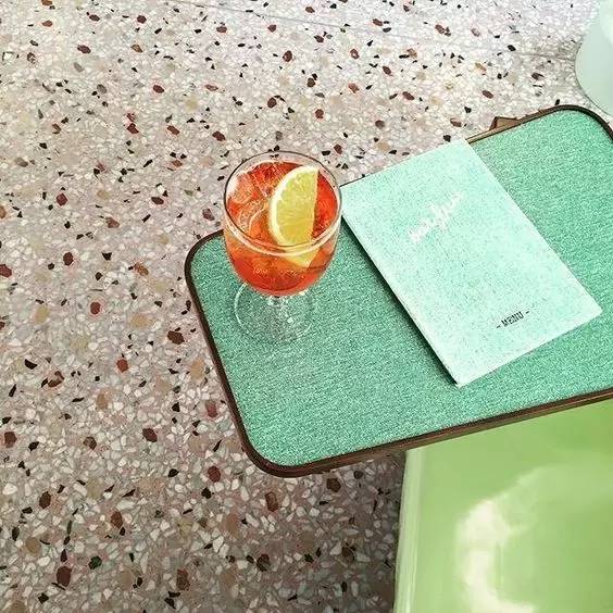 布达佩斯大饭店深度解析,布达佩斯最贵酒店