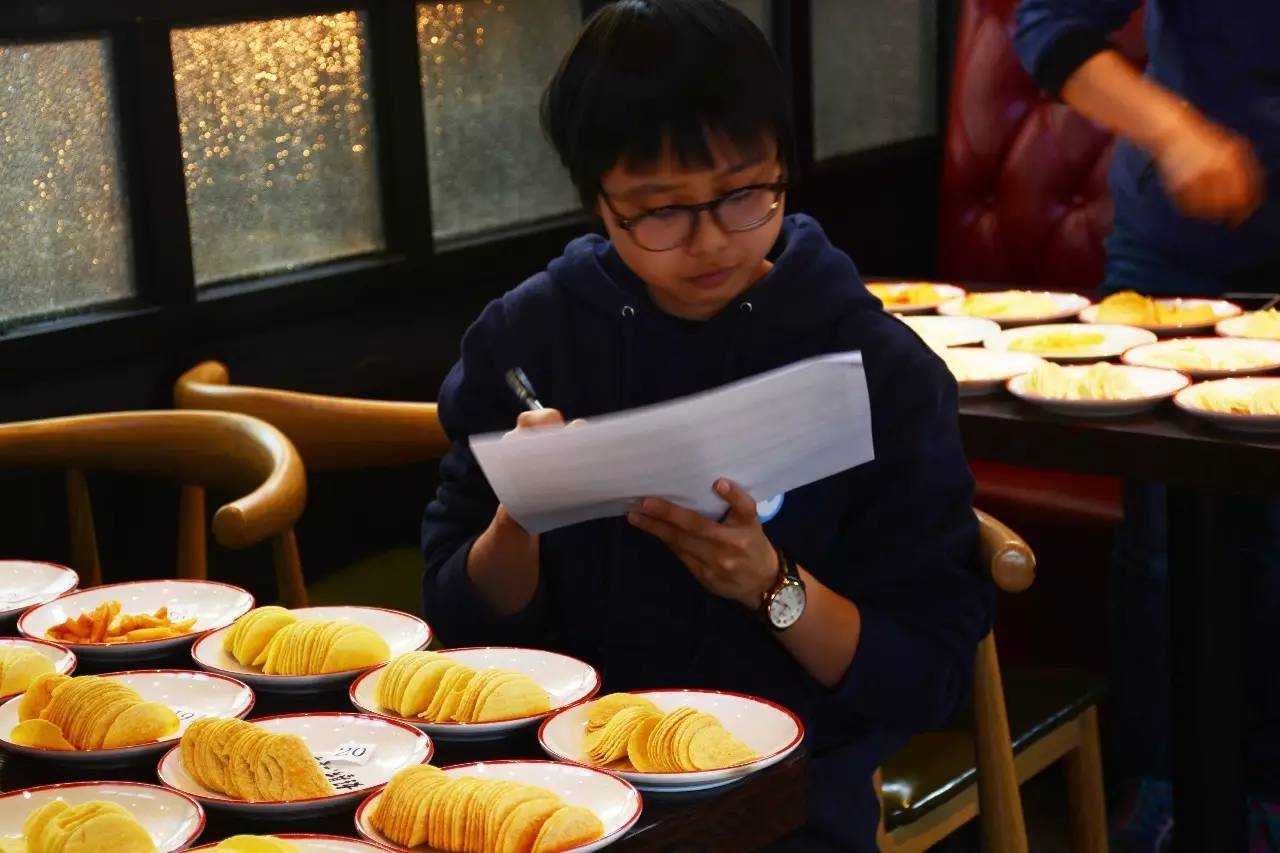 盲测了163种薯片,大家最爱的前三名居然不是网红!