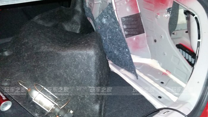 十代思域绞牙避震效果图,思域鱼眼塔顶