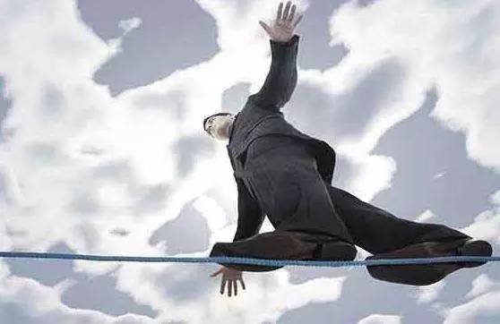 只有信用极高的人微信钱包里才有这*款贷**按钮,但借钱前先看本文!