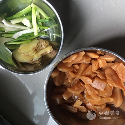 酸萝卜老鸭汤煲做法,酸萝卜老鸭汤料包