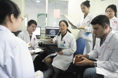 手抖手颤应怎么治疗,中年手抖怎么治疗最快最有效