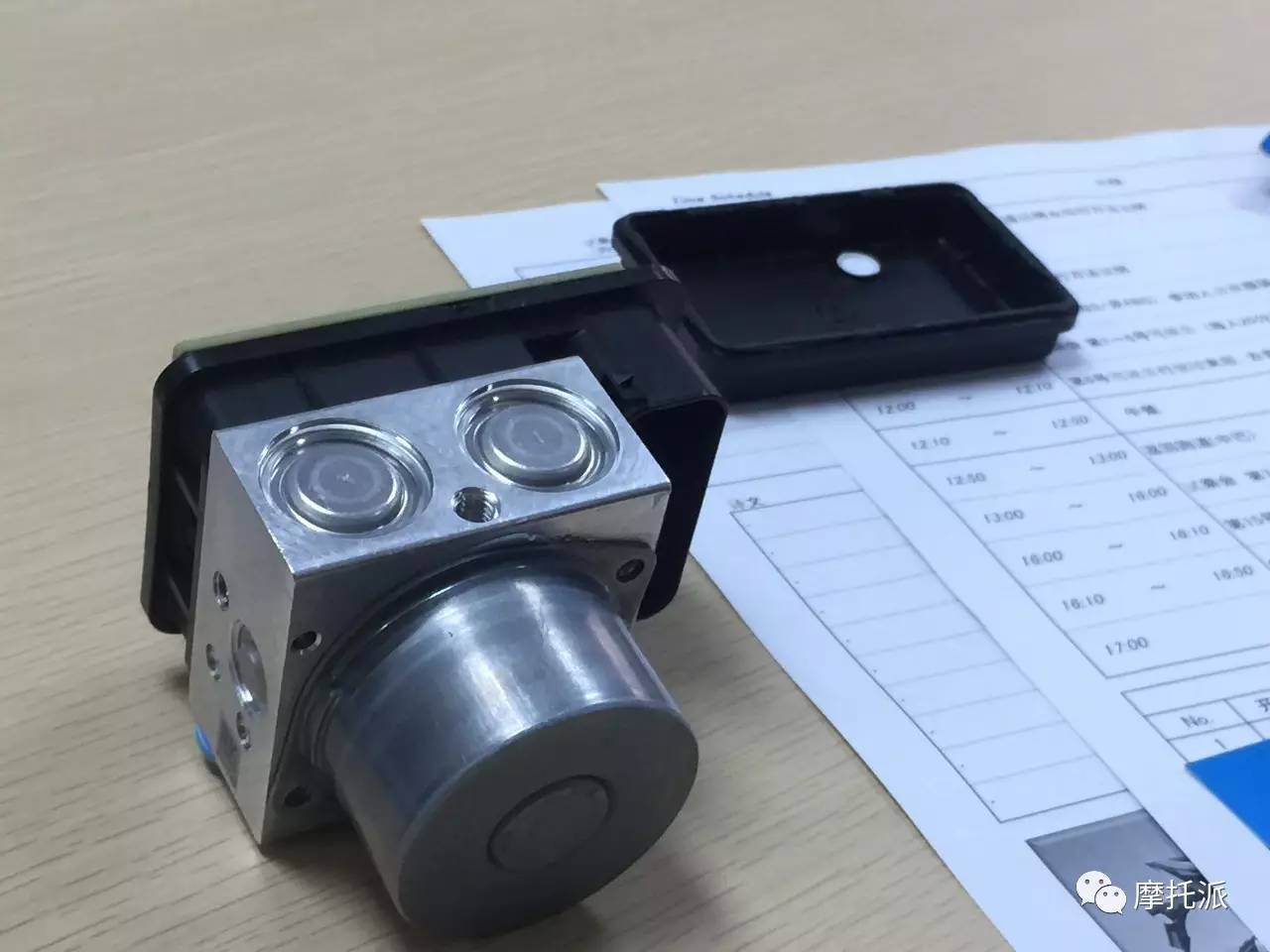 铃木gsx250abs和不带abs的区别,豪爵铃木gsx250有abs吗