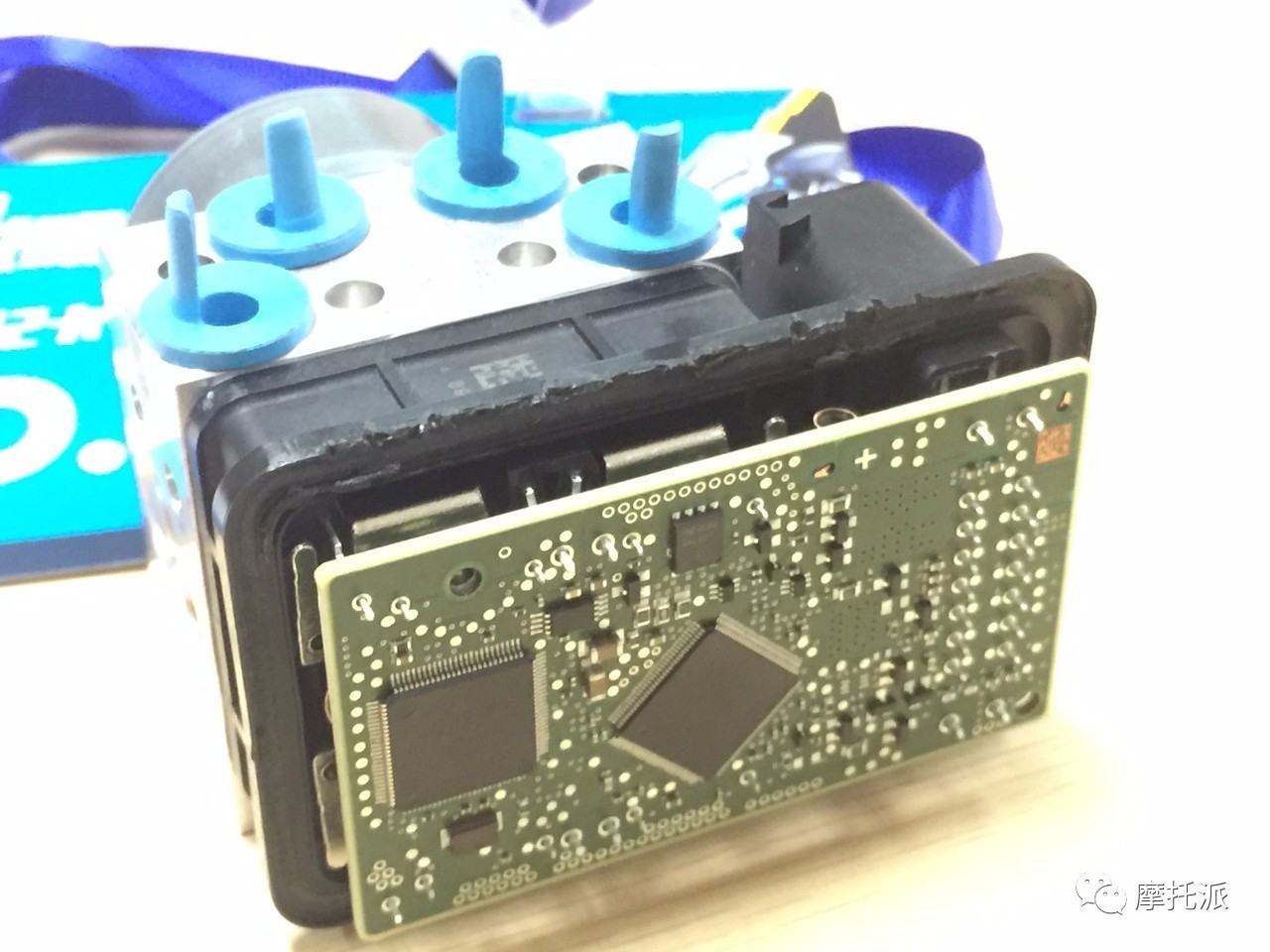 铃木gsx250abs和不带abs的区别,豪爵铃木gsx250有abs吗