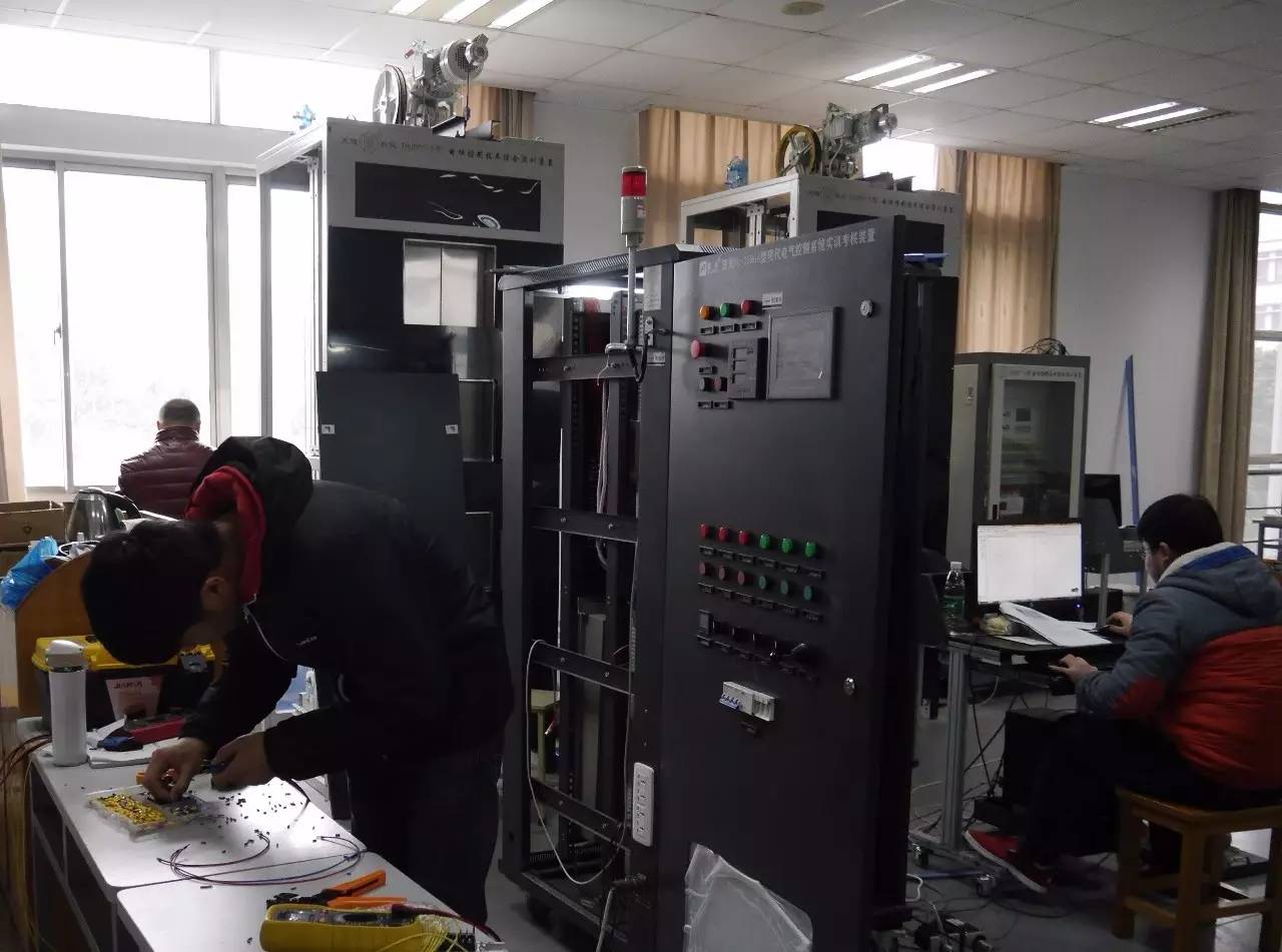 一群人，一个梦｜我系学子连获佳绩