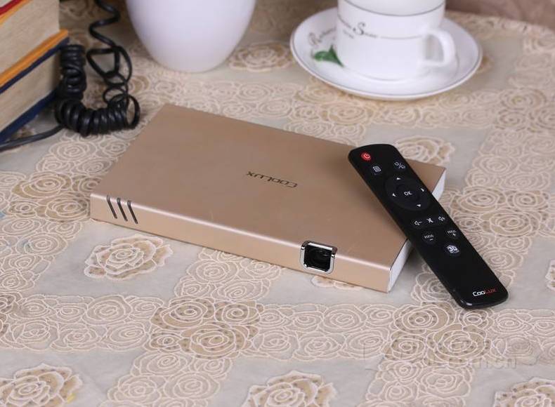 家用投影机可看电影,在家里就能看电影的小型投影机