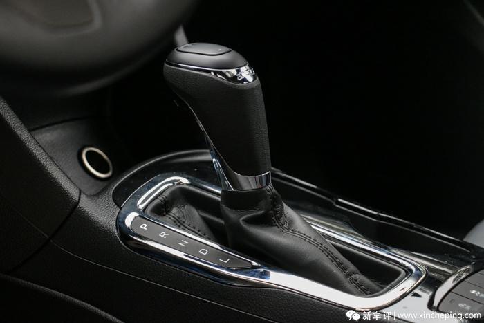 科鲁兹两厢车试驾体验,雪佛兰科鲁兹两厢试驾