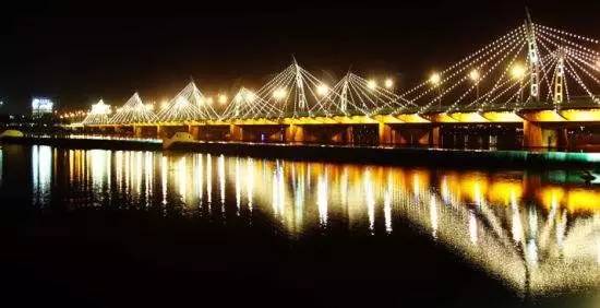 太原跨汾河人行观景观桥,汾河公园网红人行桥