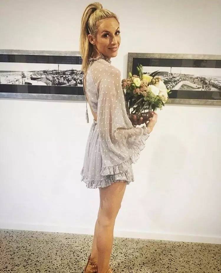 推荐几件好看又便宜的仙女裙,法式小众仙女裙粉红色20到30岁