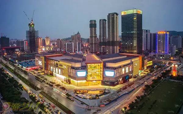 观山湖超越老城区,观山湖异度空间