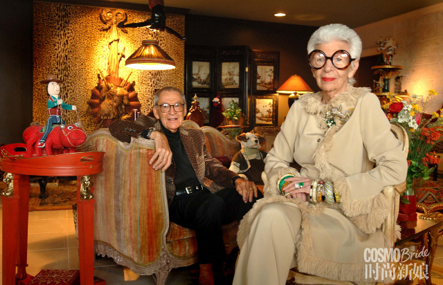 粉底卡在皱纹里怎么办,粉底液总是卡在皱纹里