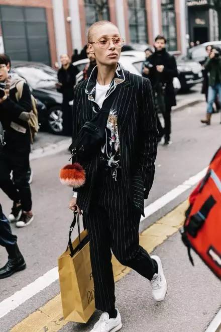 OOTD|这个春天,要好看的我不止会穿网袜