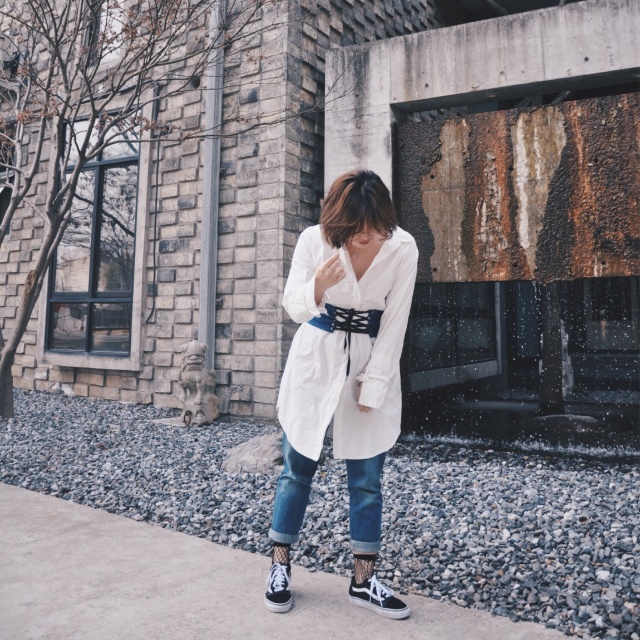 OOTD|这个春天,要好看的我不止会穿网袜