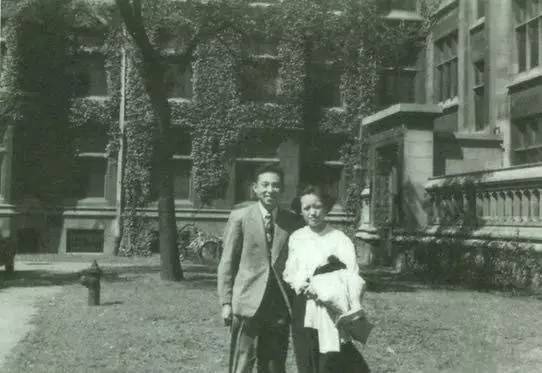 穆旦是哪代诗人,穆旦野人山的诗