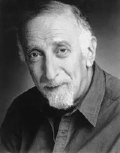 用生命打造传世爱情，37个梗讲述《美女与野兽》诞生记