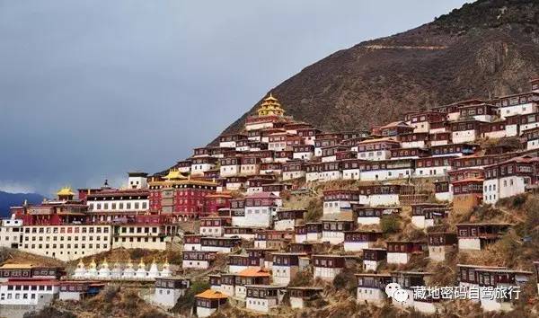 成都出发—川藏南线-北线-丹巴-色达五明佛学院-亚青寺-德格印经院-昌都-然乌湖-来古冰川-波密-林芝-拉萨经典十二日游