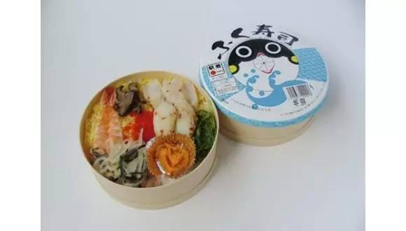 看了日本的火车餐食,你可能感觉吃了假的高铁盒饭