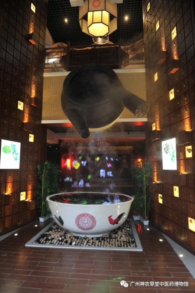 中药熬干了但是没糊还能加水吗,中药把水熬干了怎么办