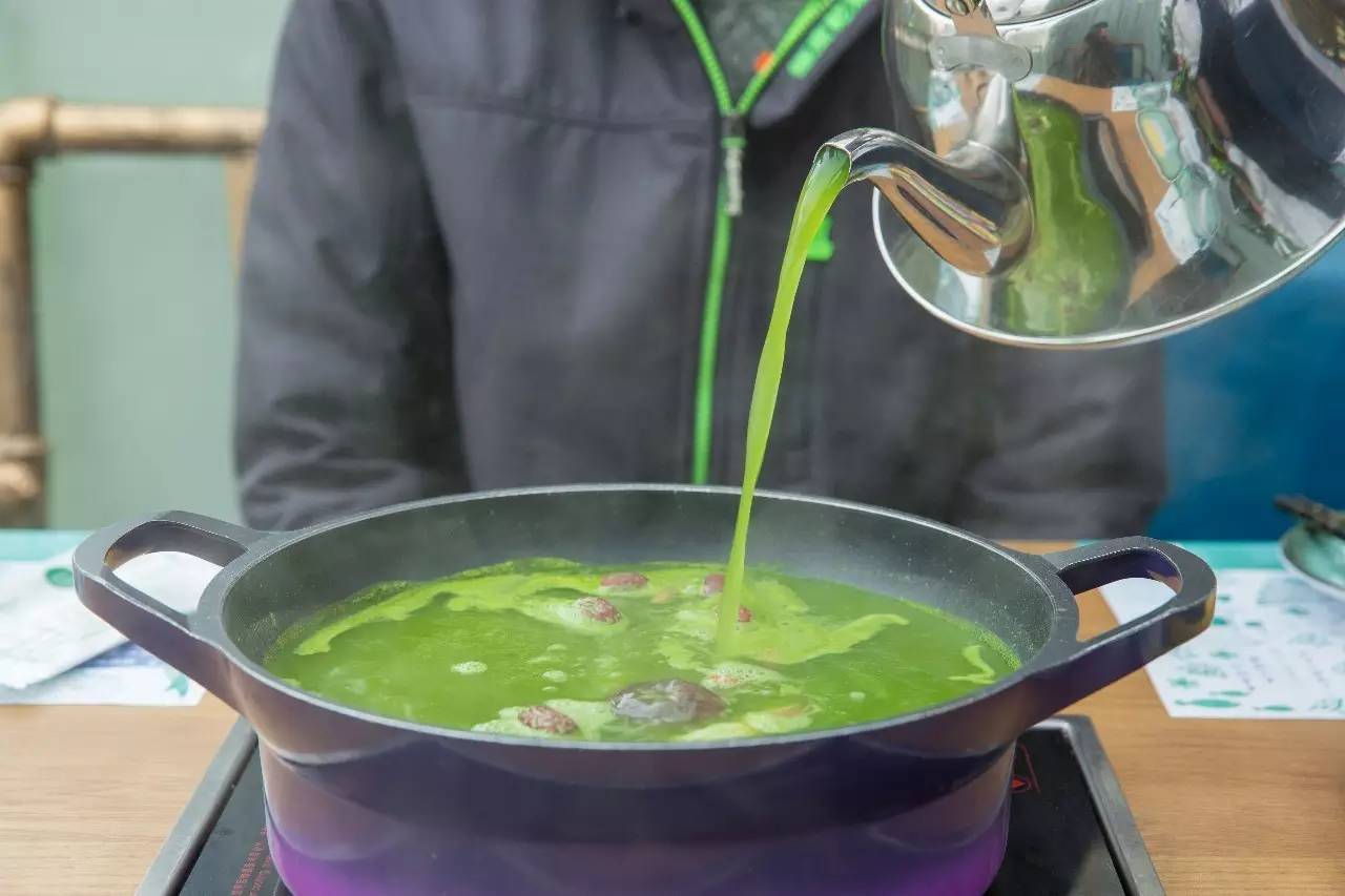 前方高能！魔都首家生态火锅店，在阳光房里吃出今年流行色~
