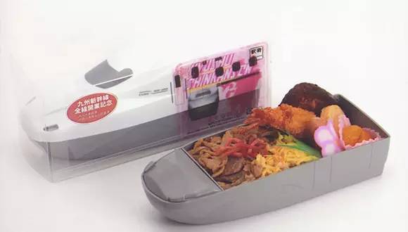 看了日本的火车餐食,你可能感觉吃了假的高铁盒饭