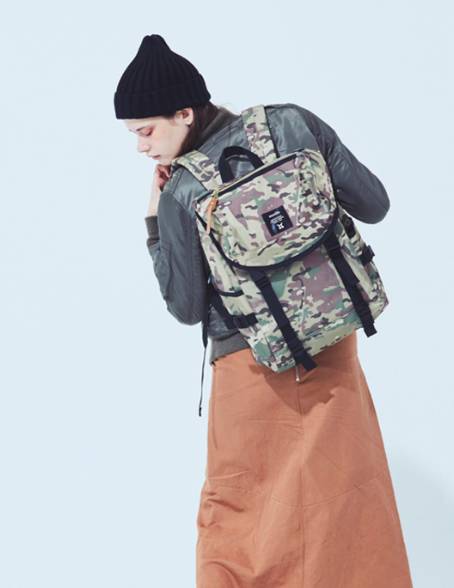 有态度|谁说双肩包就是年轻人的专利,明明是谁背谁都美啊!