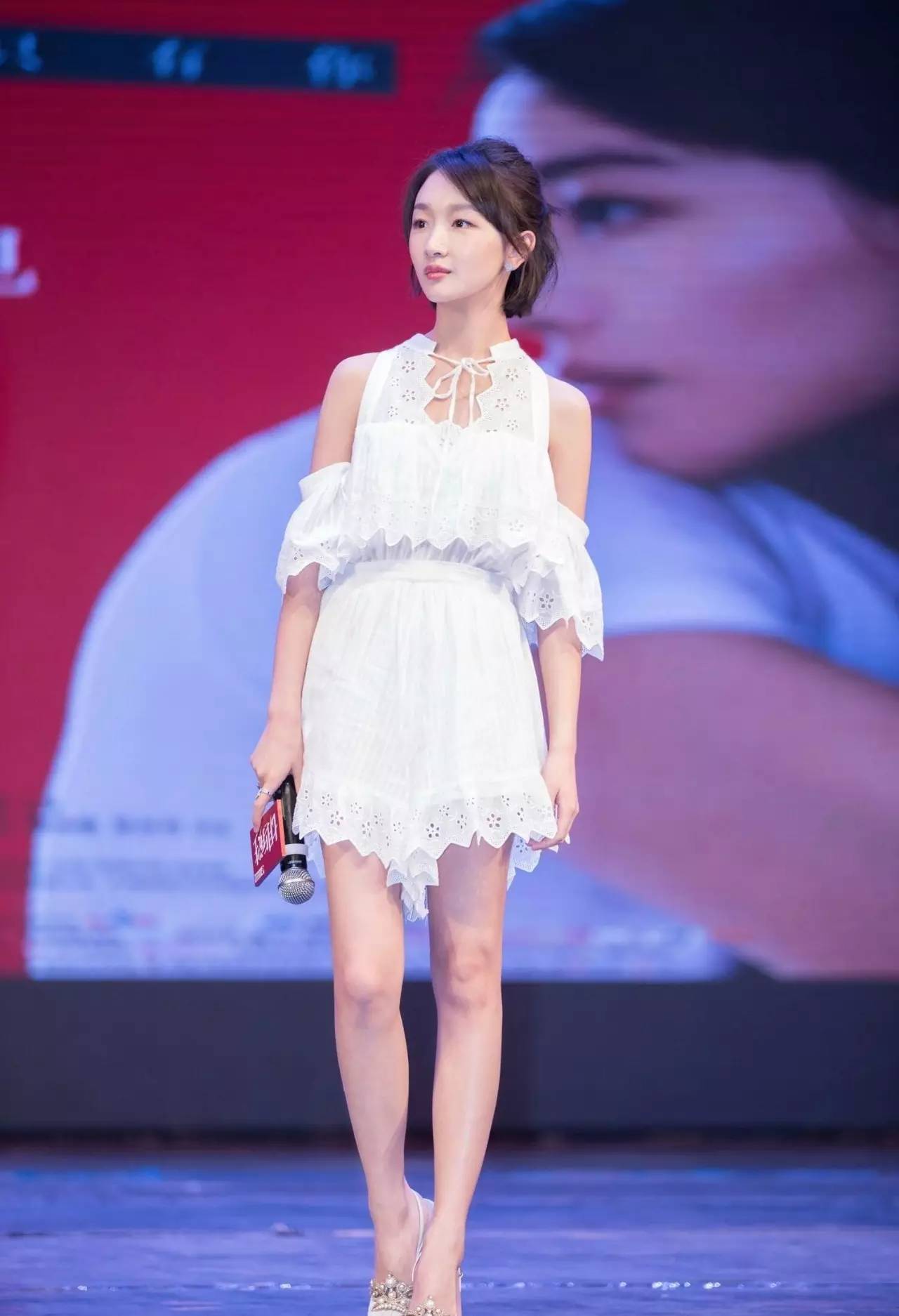 推荐几件好看又便宜的仙女裙,法式小众仙女裙粉红色20到30岁