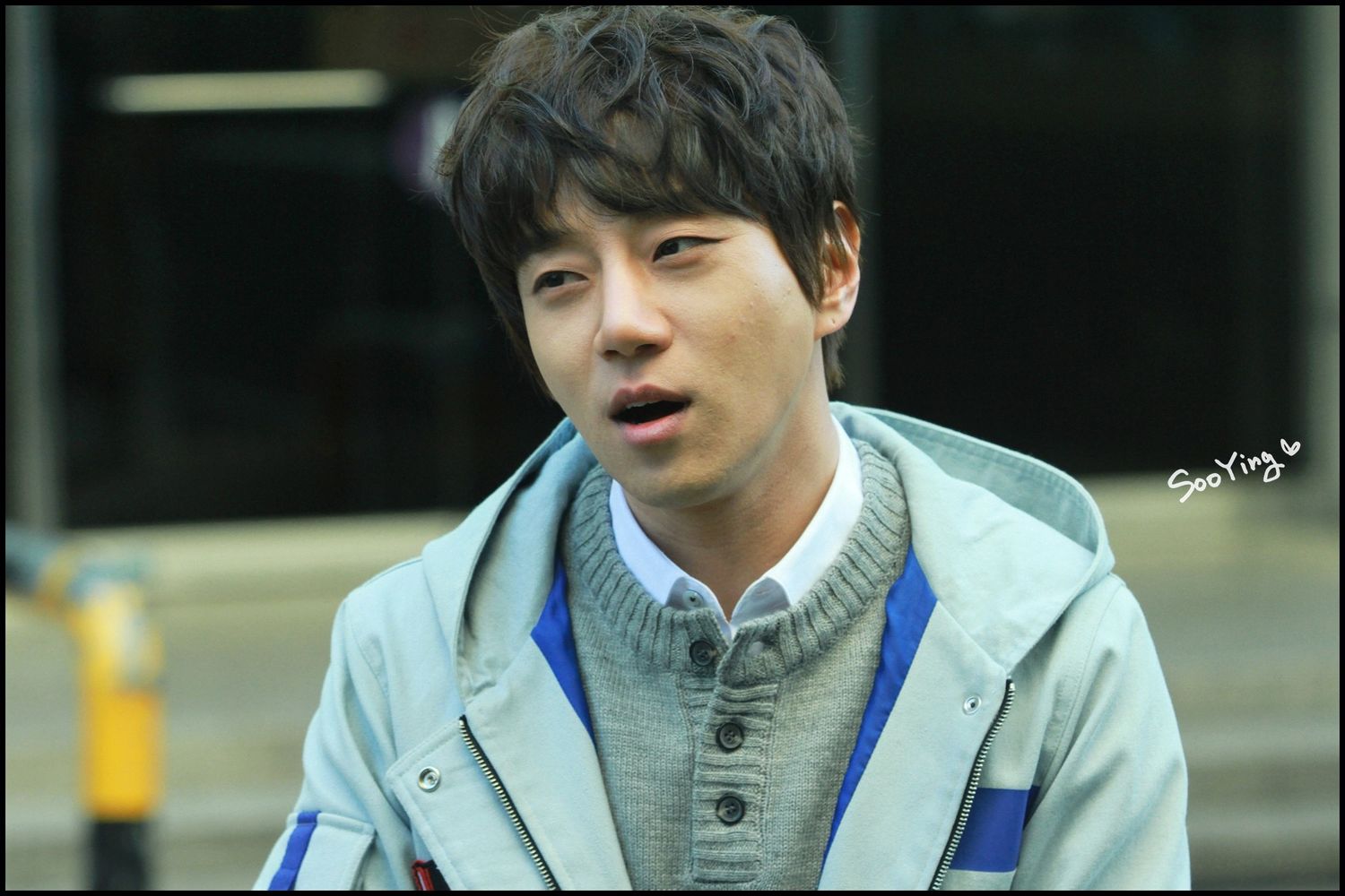 170327每周一都如此鲜嫩！黄MC“不朽”上班造型盘点