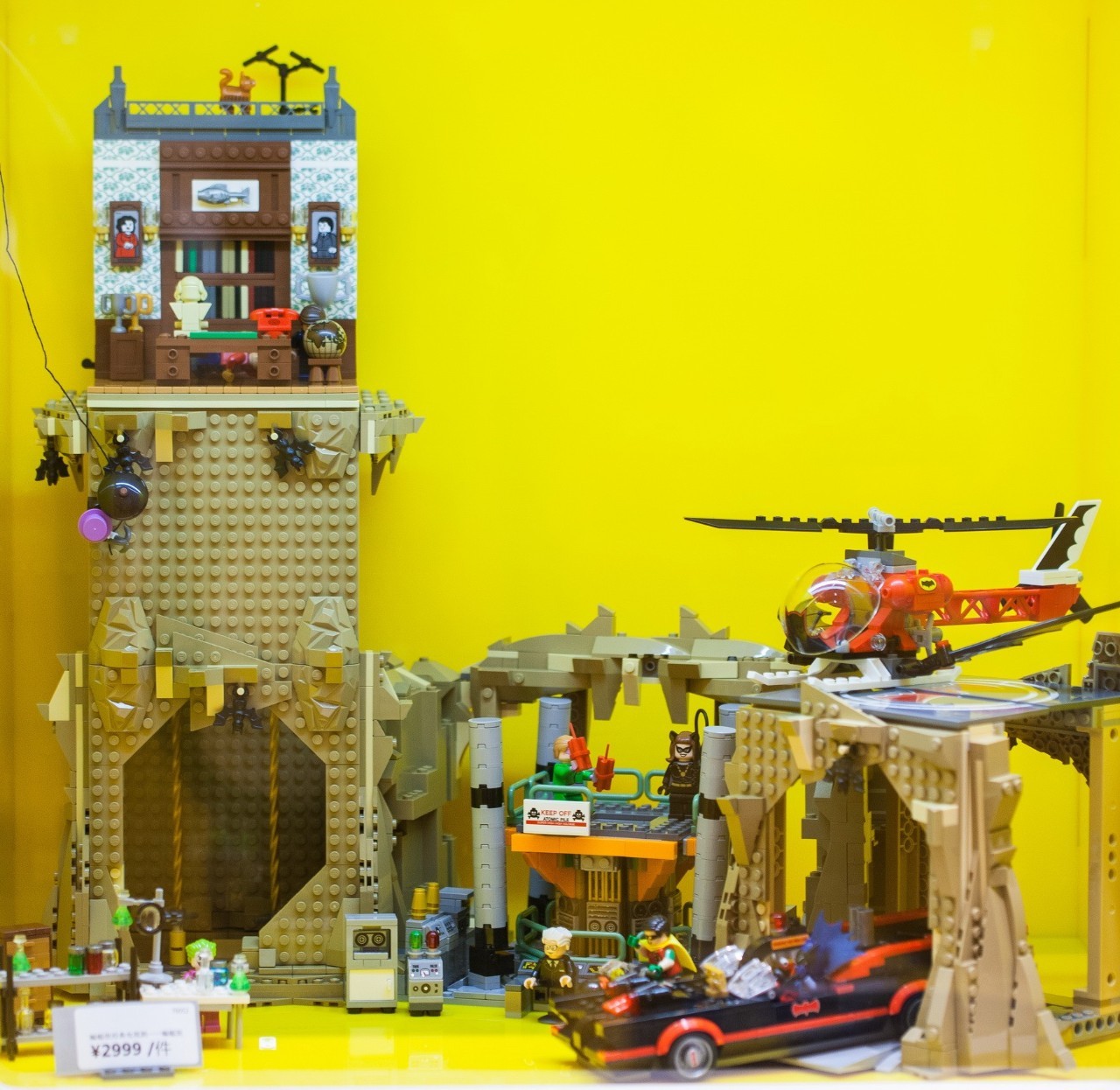 魔都开了大陆首家乐高授权专卖店，积木迷们都疯了！小申手把手，教你怎么买