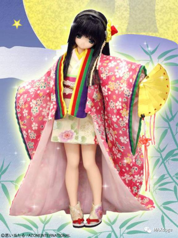 azone娃娃大小,放在手心里的娃娃