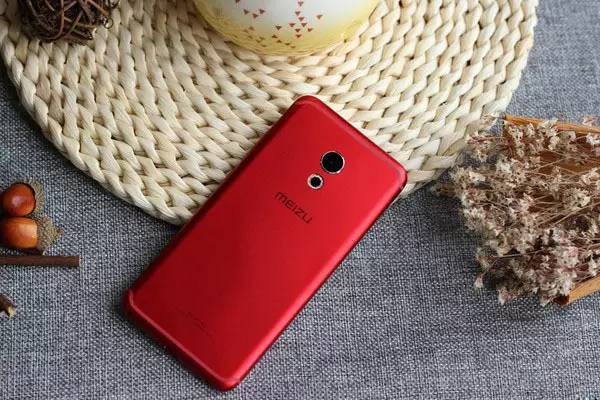 为什么红色的iphone便宜,红色iphone13mini