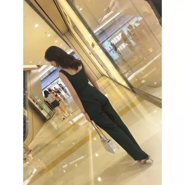 女明星常穿的泰国小众品牌,泰国小众品牌时尚穿搭