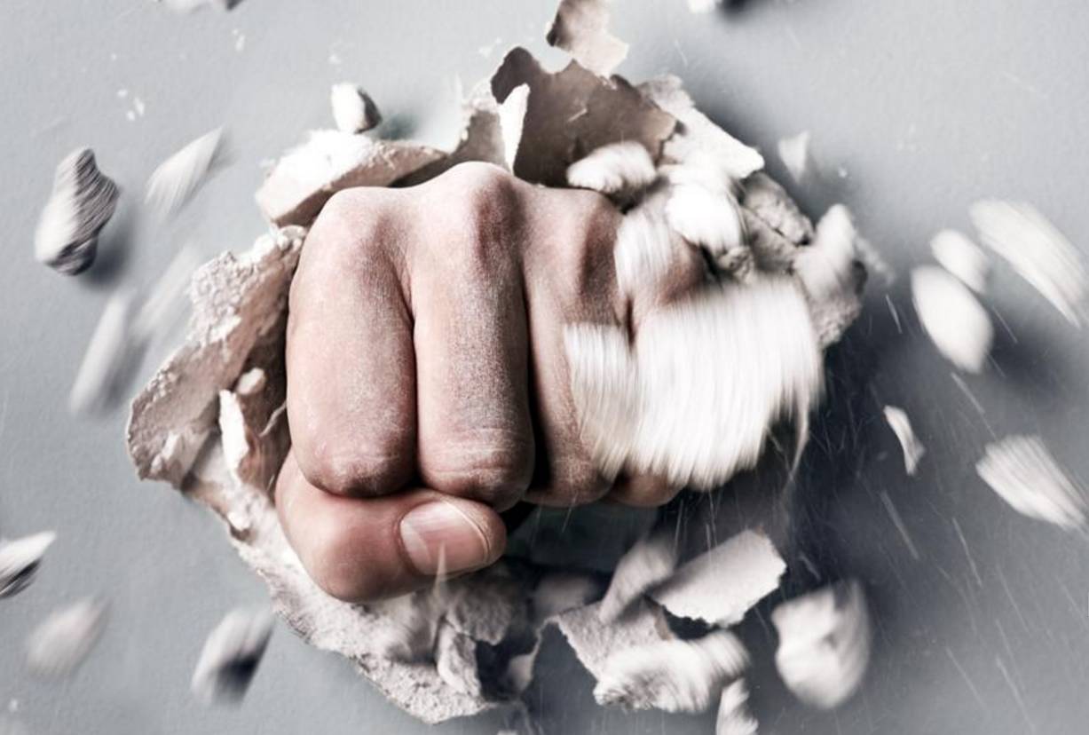 用什么模式可以打败链家地产,谁能打败腾讯公司