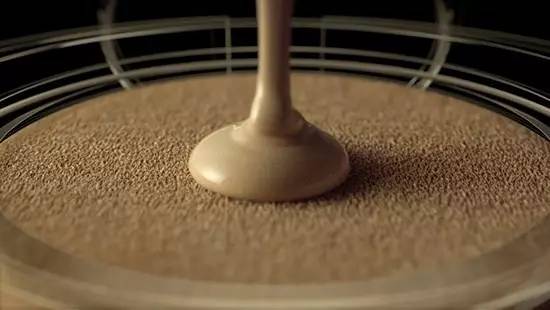 简简单单自带美颜磨皮效果的气垫,气垫底妆定妆二合一