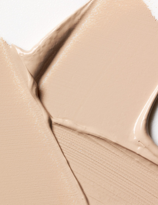 简简单单自带美颜磨皮效果的气垫,气垫底妆定妆二合一