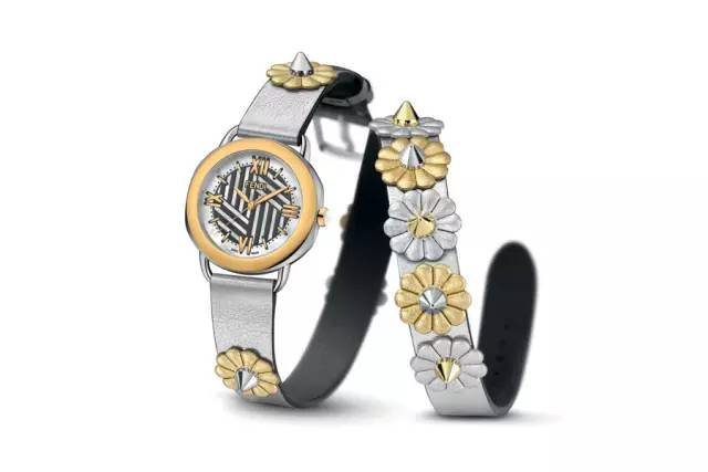 春季旅游套装推荐,旅行必备100种款式