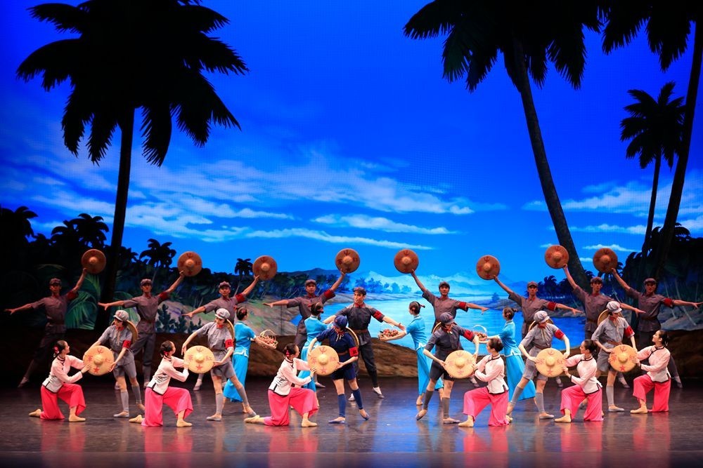 浪漫三月请你来舞蹈完整版,浪漫三月桃花红形体舞