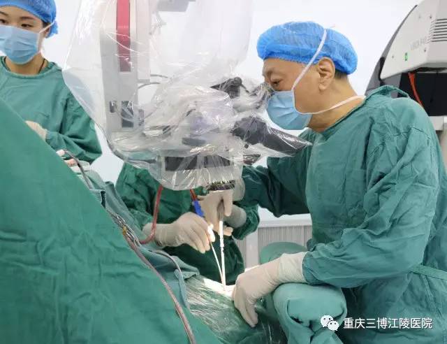 「神刀手！」某私企大佬头痛剧烈视力下降专家“不开颅”竟切除了脑瘤！