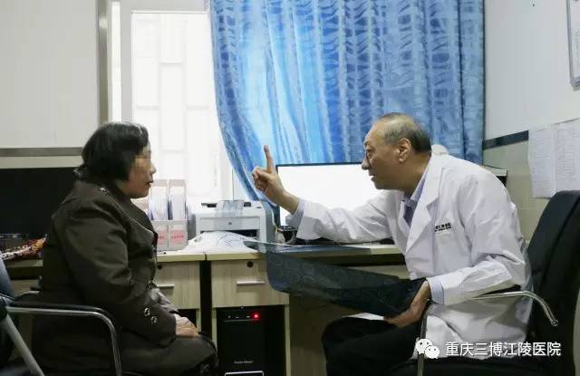 「王牌快讯」于春江教授莅临重庆三博江陵医院指导多地神经外科患者慕名前来寻医