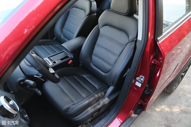 名爵锐腾是不是中型suv,名爵锐腾2015款2.0tgs