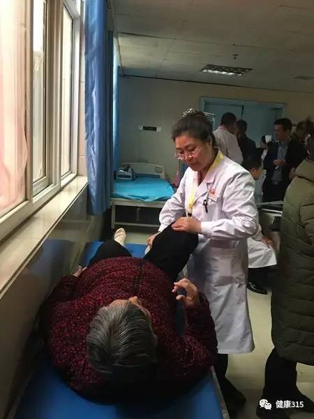 这些骨科医生是真真正正为我们基层老百姓服务——“幸福早体验，健康零距离”义诊首站淮阳｜健康