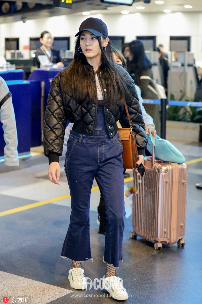 明星同款运动风穿搭,要穿洋气又舒服的运动装