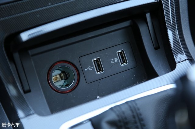 名爵锐腾是不是中型suv,名爵锐腾2015款2.0tgs