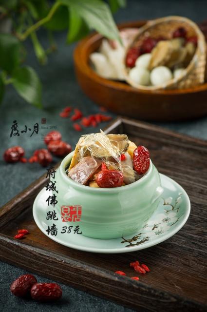 走起！天津恒隆广场春季新品攻略，给自己一个买买买的理由