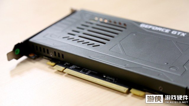 影驰单槽超薄GTX1070评测！轻松搭建SLI多卡平台