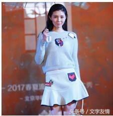 超模在大型超市走秀,超模商场走秀高清