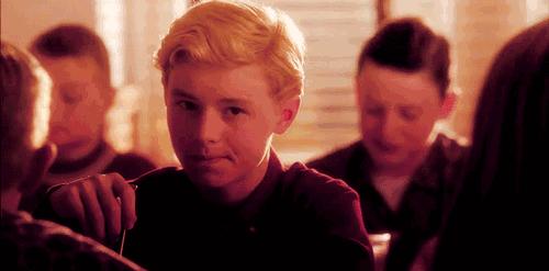 若再不好好脱毛,我可能要被当成猿人处理了