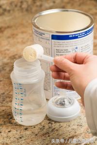 婴幼儿奶粉该怎么去辨别真假?